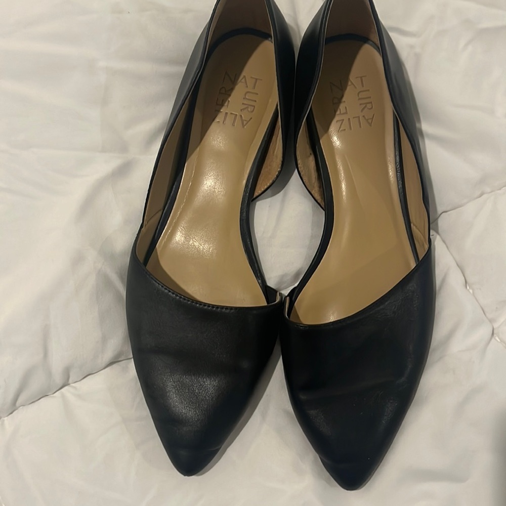Black Flats by Naturalizer